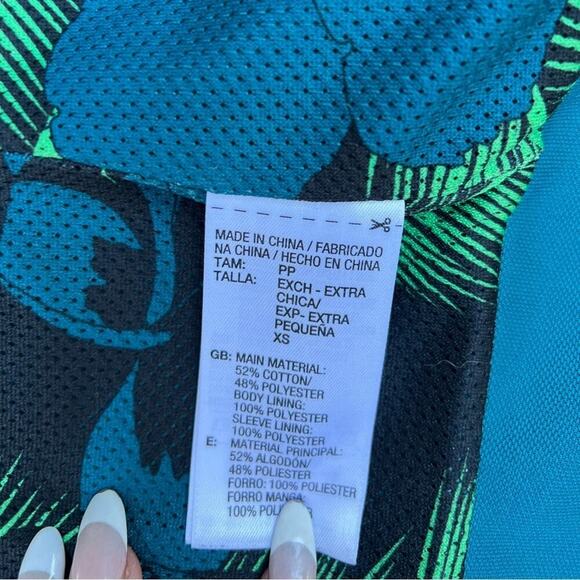 Adidas Active Jacket - Green/Light Green Stripe - Size XS - Picture 4 of 5